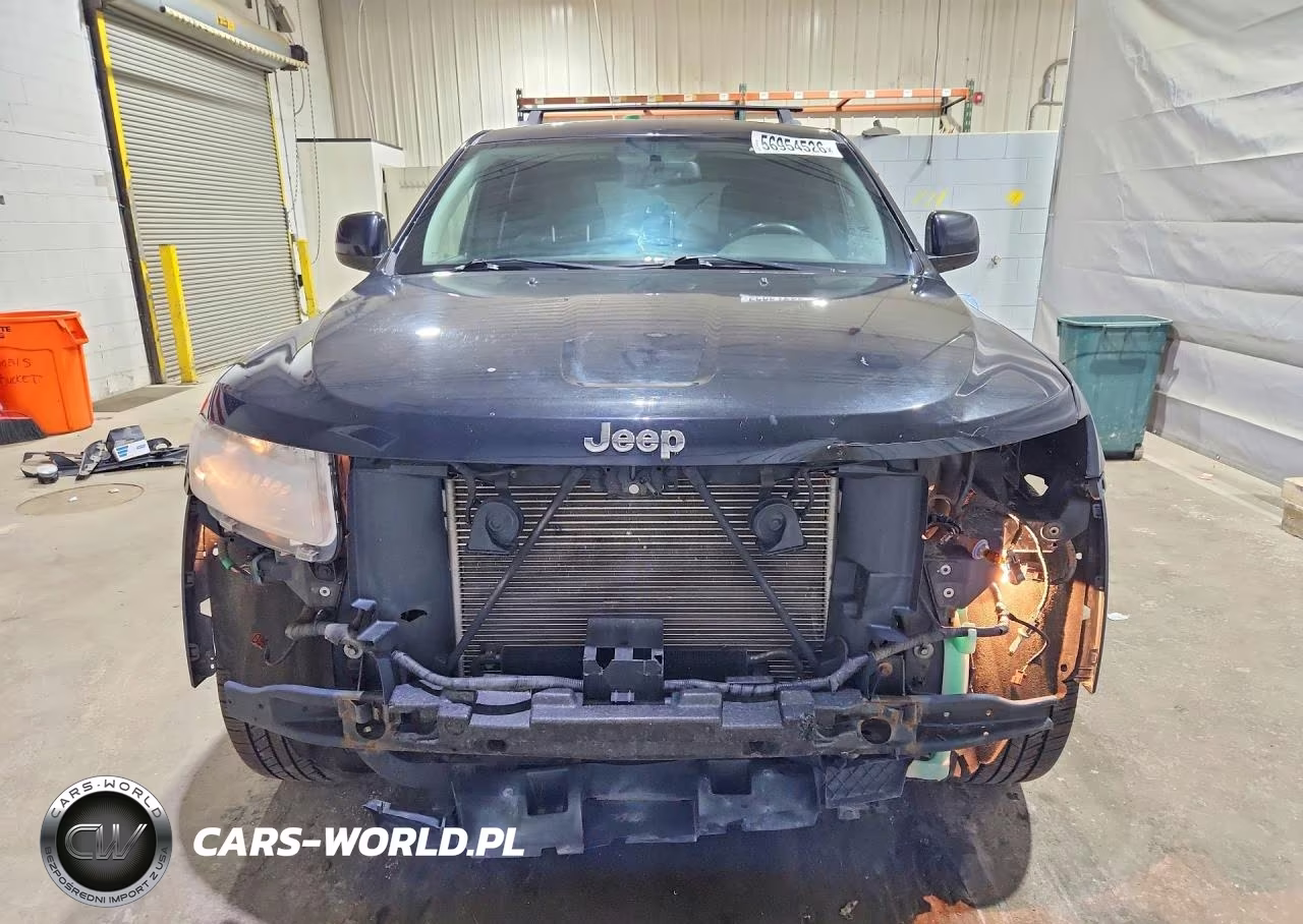 2013 Jeep Grand Cherokee Laredo VIN:1C4RJFAG1DC649975 - 5