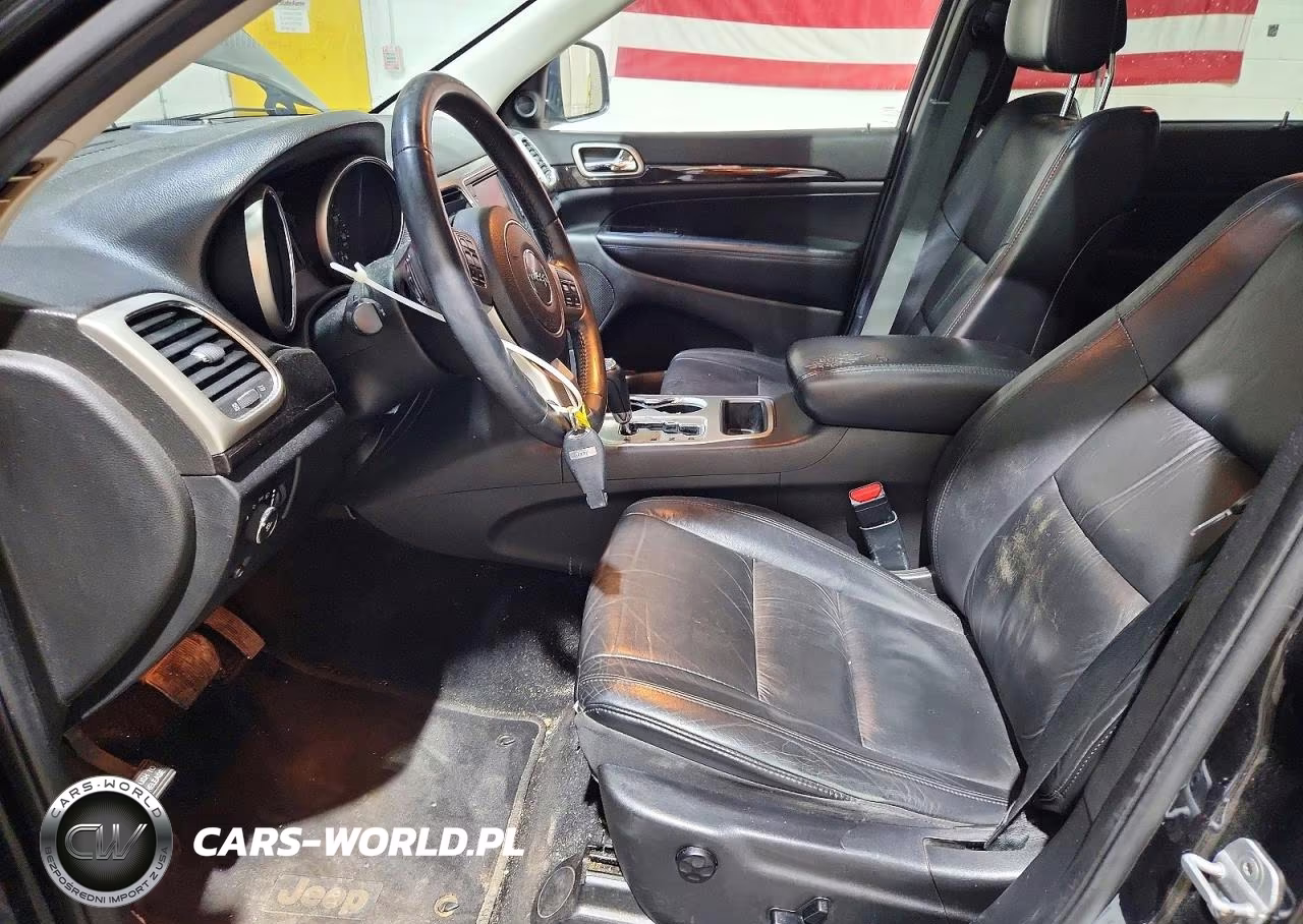 2013 Jeep Grand Cherokee Laredo VIN:1C4RJFAG1DC649975 - 7