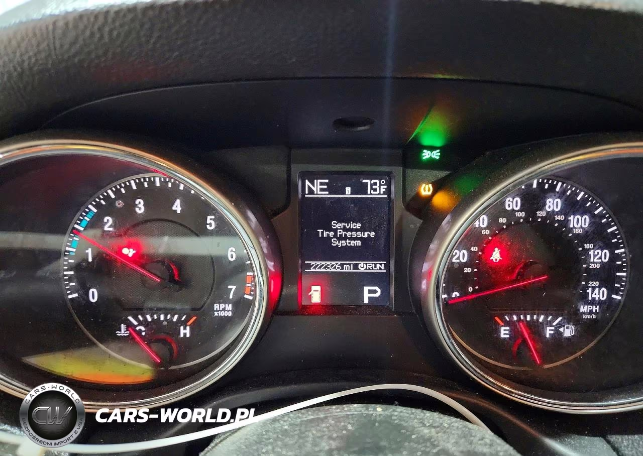 2013 Jeep Grand Cherokee Laredo VIN:1C4RJFAG1DC649975 - 9