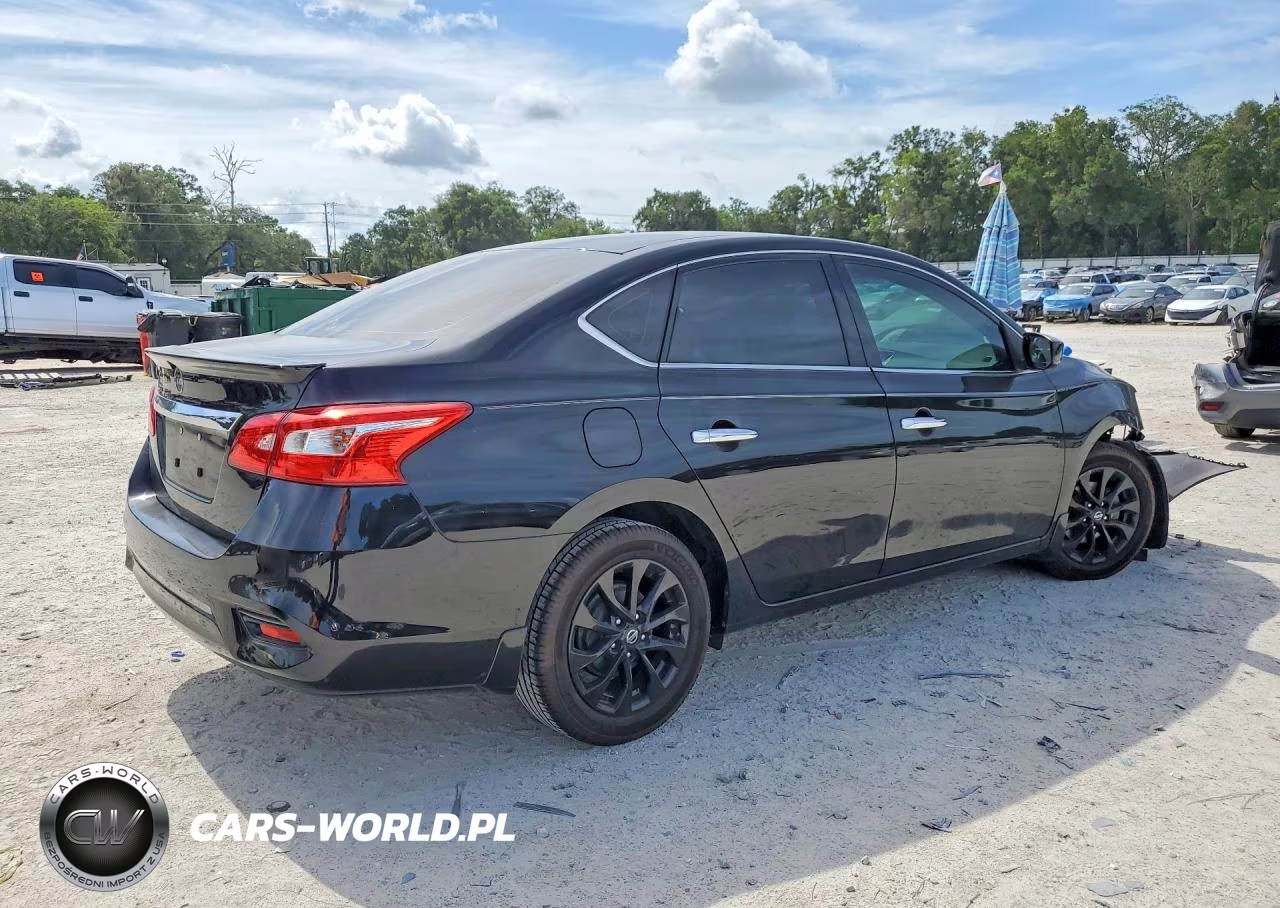 2018 Nissan Sentra S VIN:3N1AB7AP5JY325756 - 3