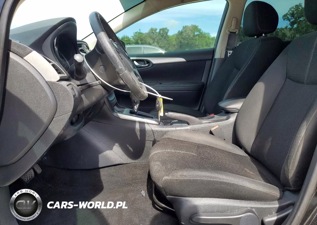 2018 Nissan Sentra S VIN:3N1AB7AP5JY325756 - 7