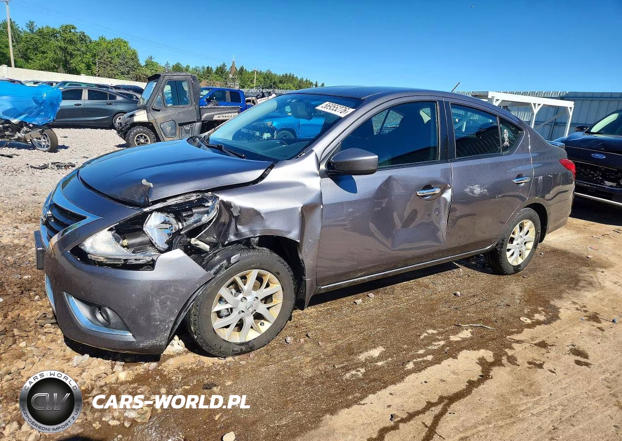 2018 Nissan Versa Sv – zdjęcie 1 z 12