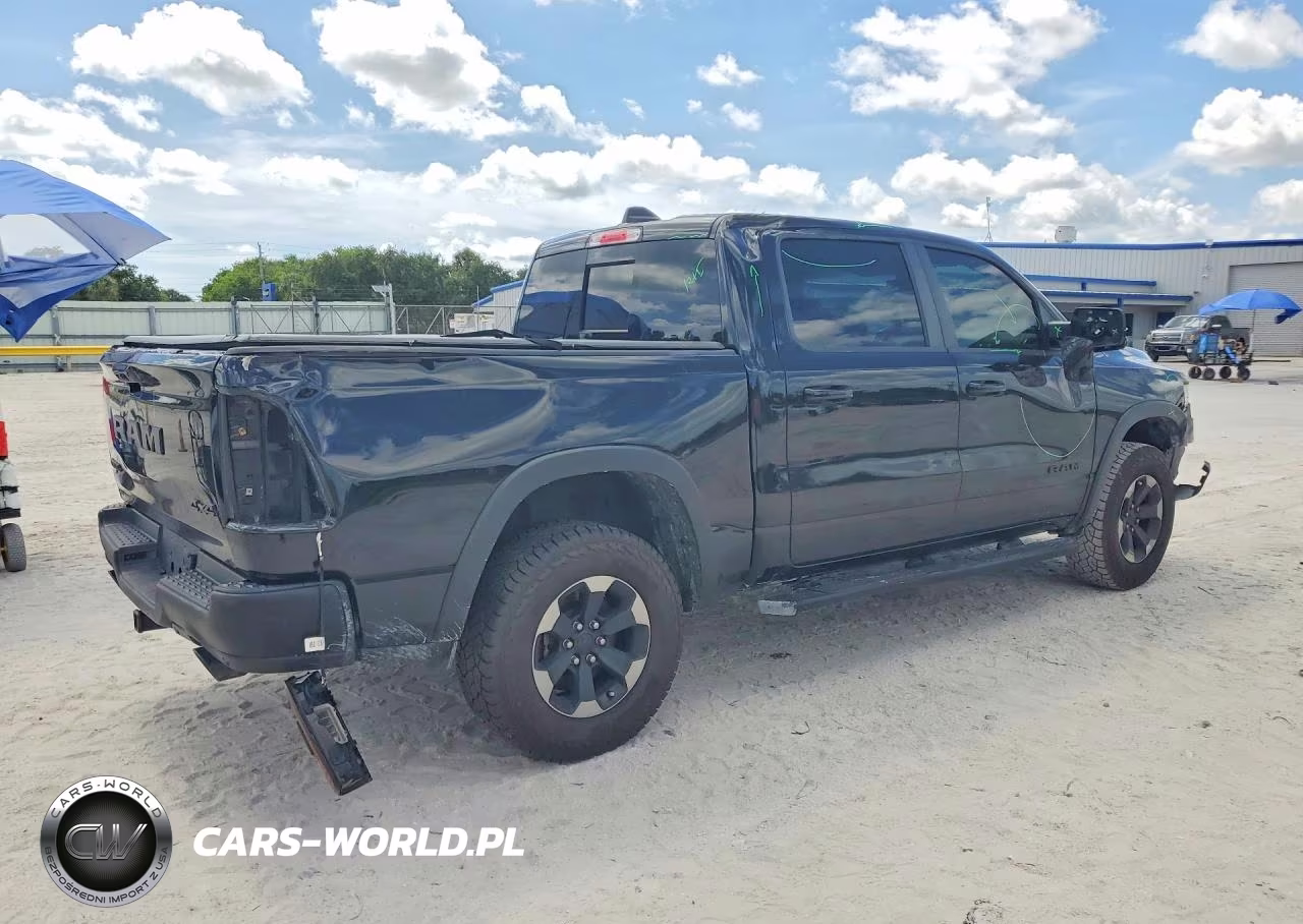 2020 Ram 1500 Rebel VIN:1C6SRFLM1LN252077 - 3