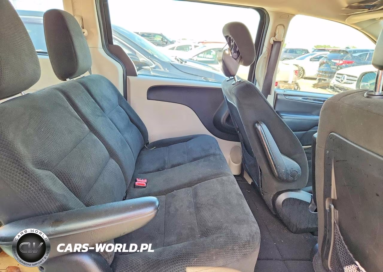 2015 Dodge Grand Caravan VIN:2C4RDGBG5FR736798 - 10