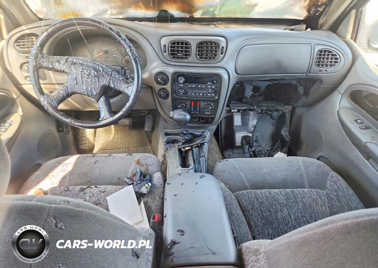 2002 Chevrolet Trailblazer VIN:1GNDT13S322442751 - 8