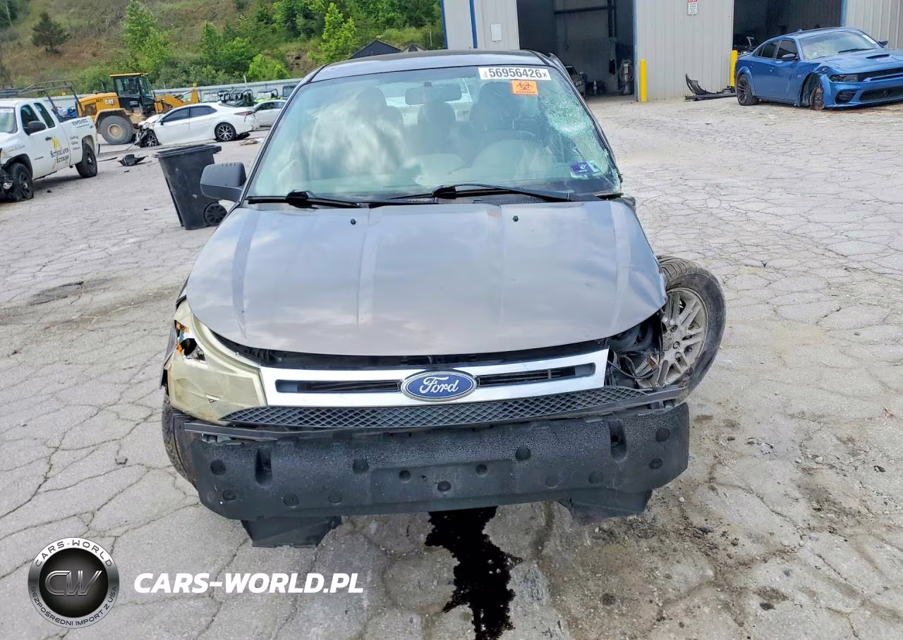 2010 Ford Focus Se VIN:1FAHP3FN7AW261357 - 5