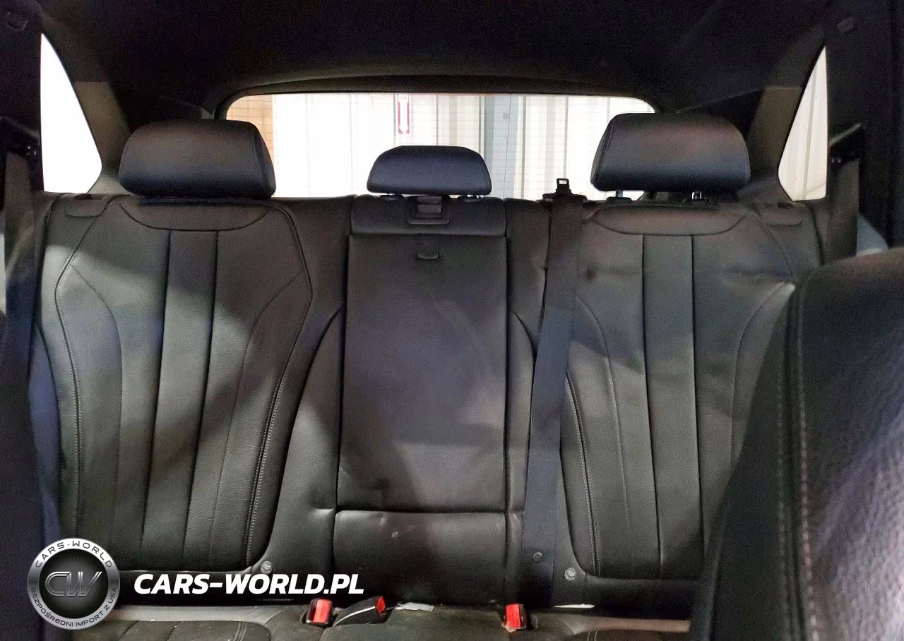 2018 BMW X5 xDrive35I VIN:5UXKR0C50JL072045 - 10