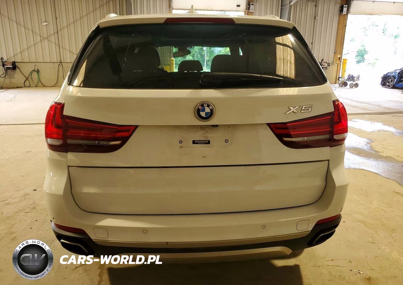 2018 BMW X5 xDrive35I VIN:5UXKR0C50JL072045 - 6