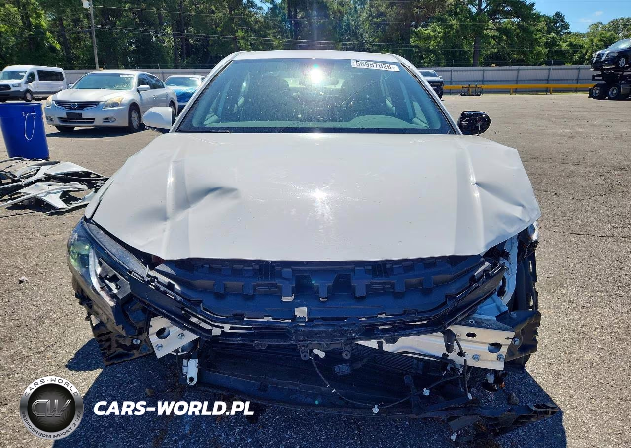 2025 Toyota Camry Se VIN:4T1DAACK3SU061223 - 5