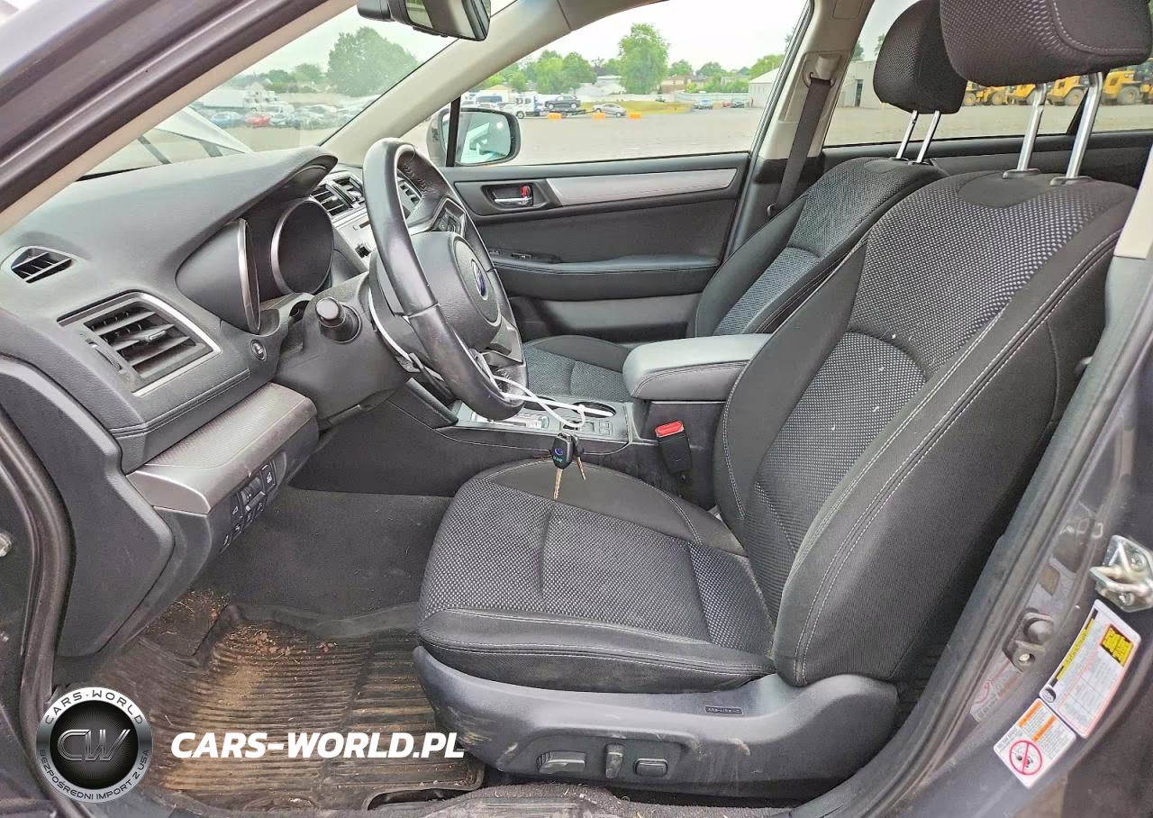 2018 Subaru Outback 2.5I Premium VIN:4S4BSAFC5J3311333 - 7