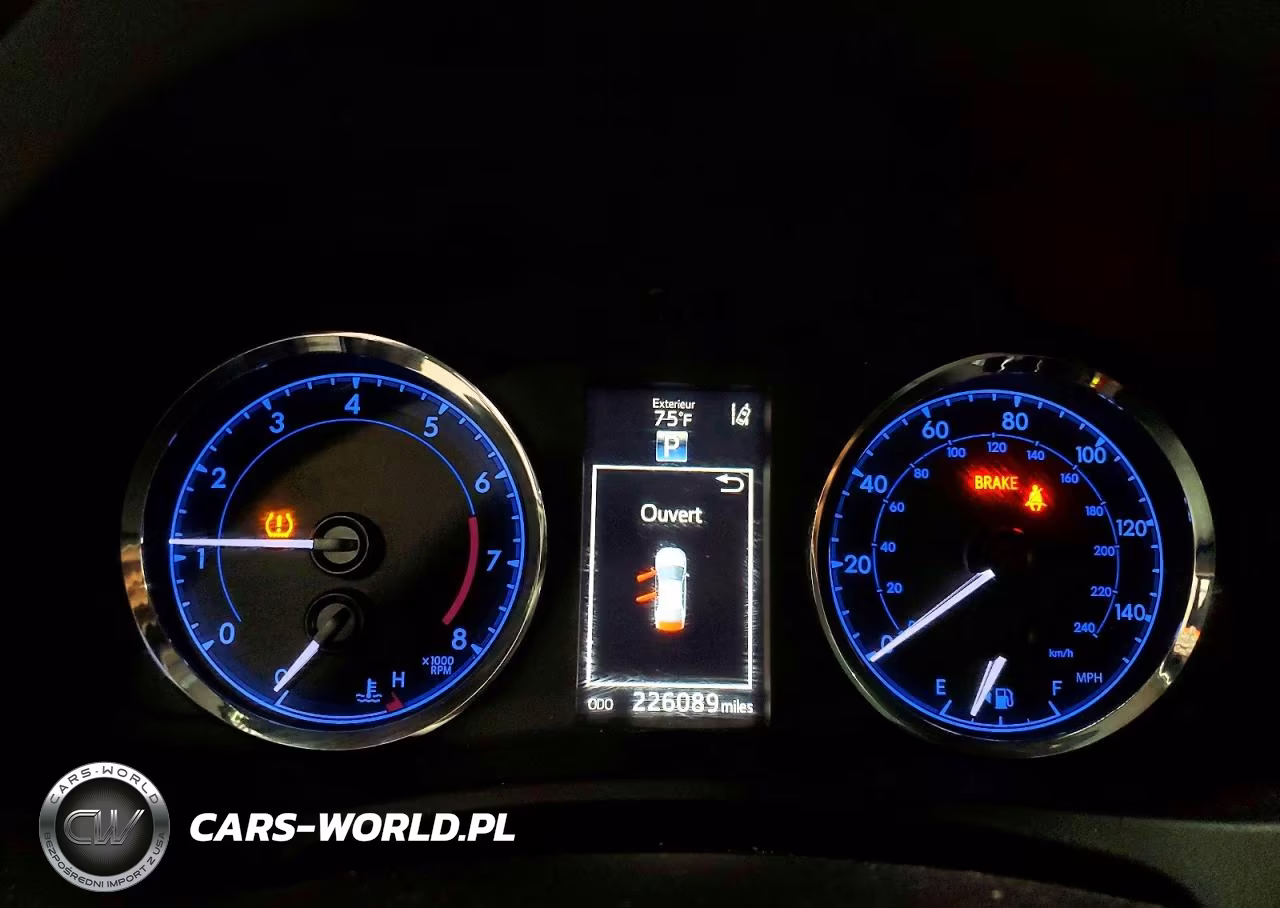 2019 Toyt Corolla VIN:2T1BURHE8KC182444 - 9