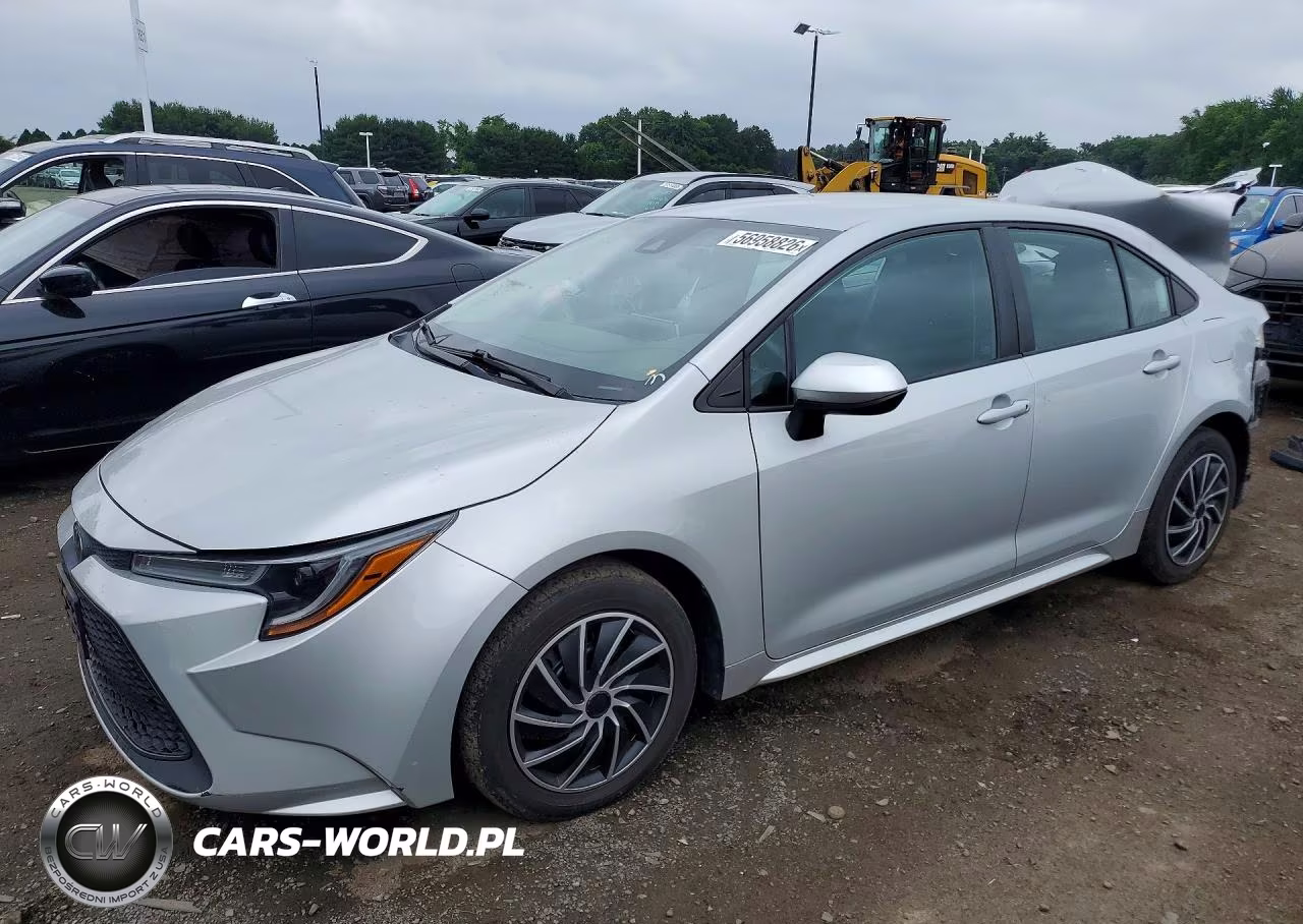 2021 Toyota Corolla Le – zdjęcie 1 z 13