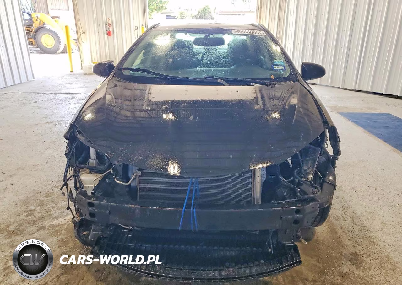 2015 Toyota Corolla L VIN:2T1BURHEXFC447032 - 5