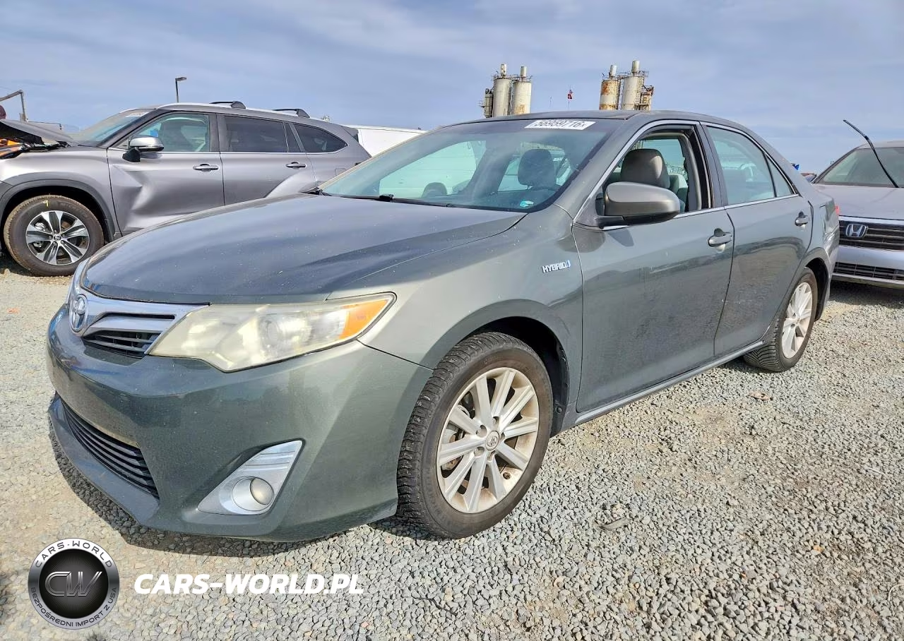 2012 Toyota Camry Hybrid Xle – zdjęcie 1 z 12