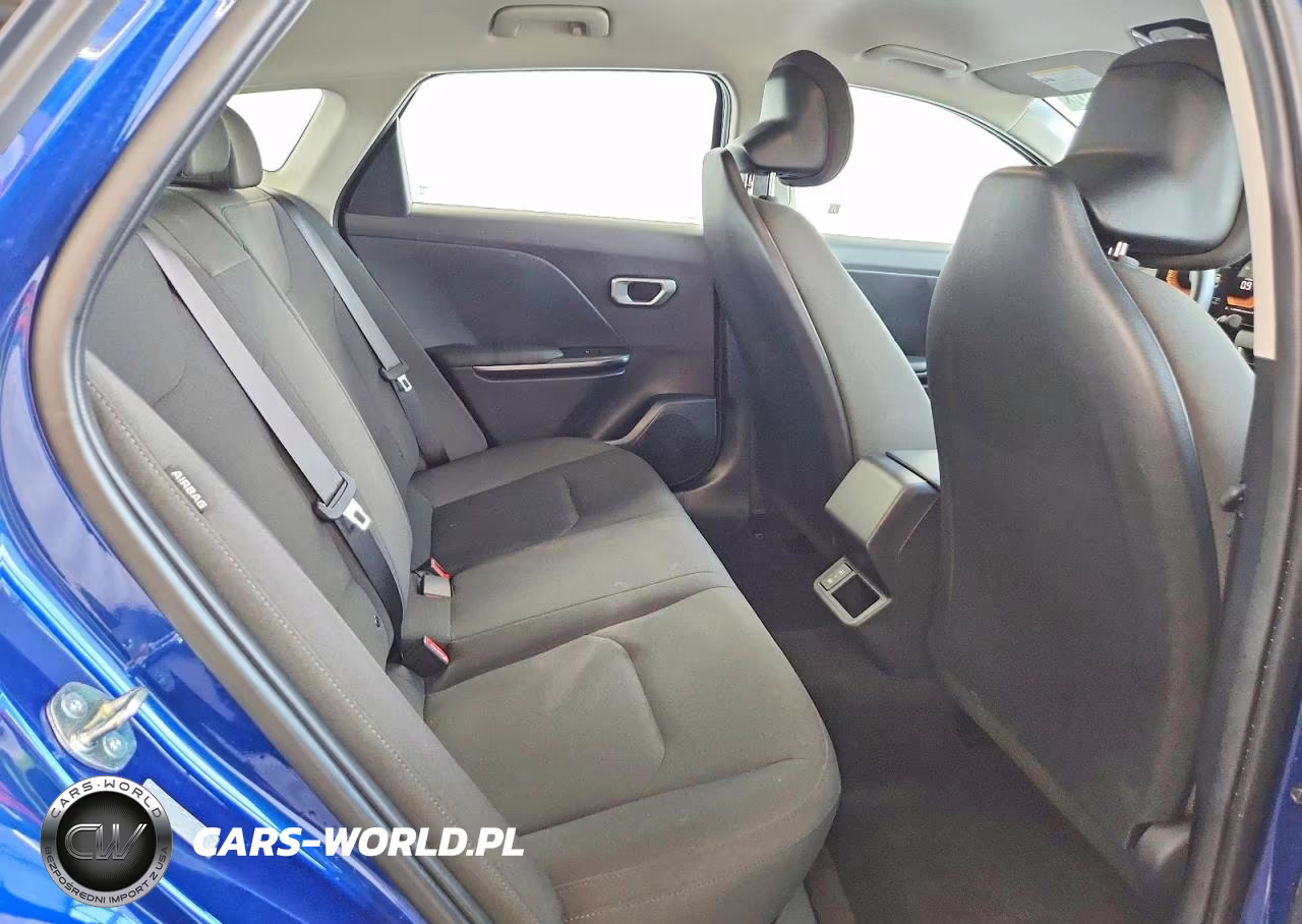 2026 Kia K4 Lxs VIN:3KPFT4DE3TE252884 - 10