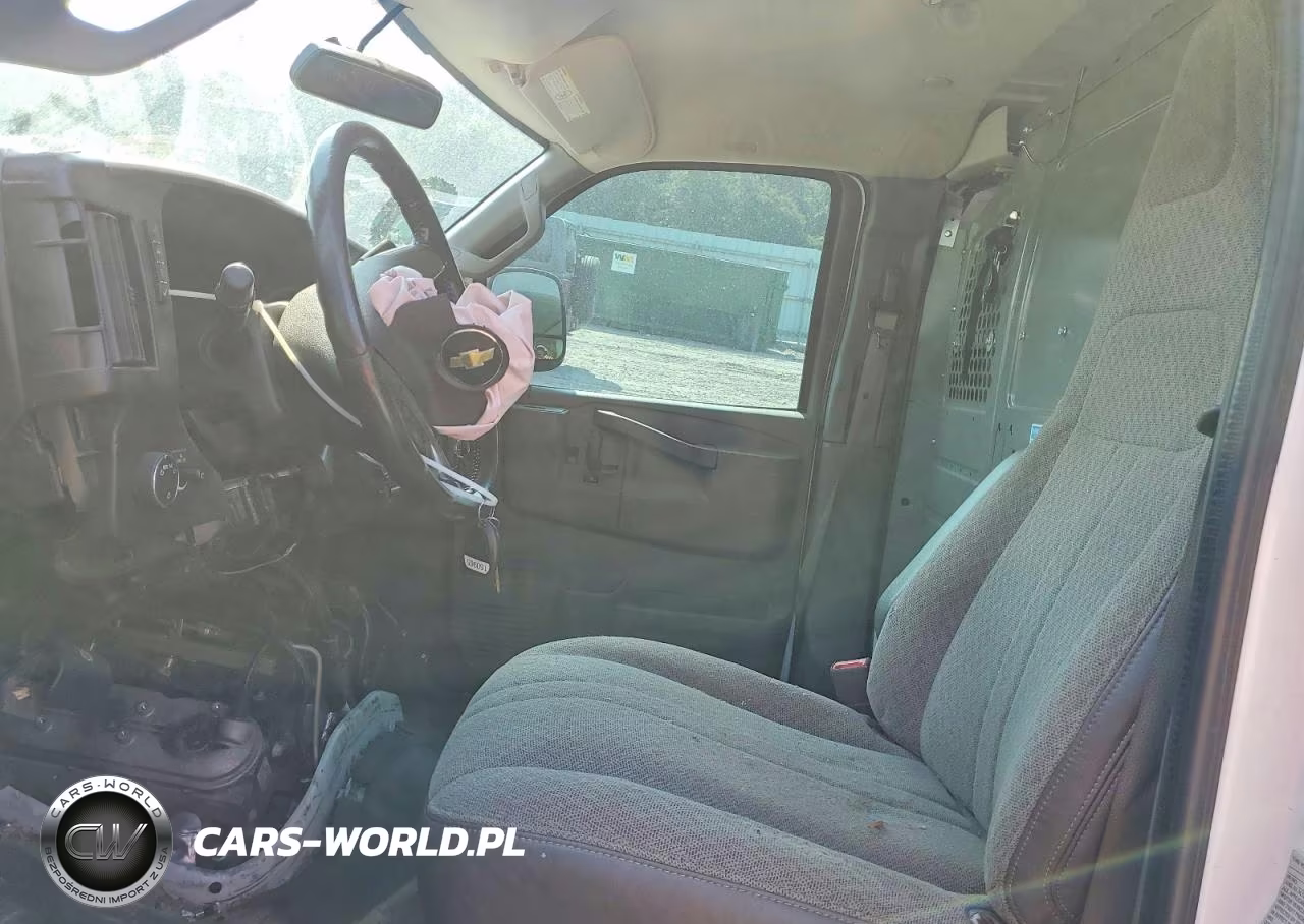 2016 Chevrolet Express G2500 VIN:1GCWGAFF4G1339405 - 7