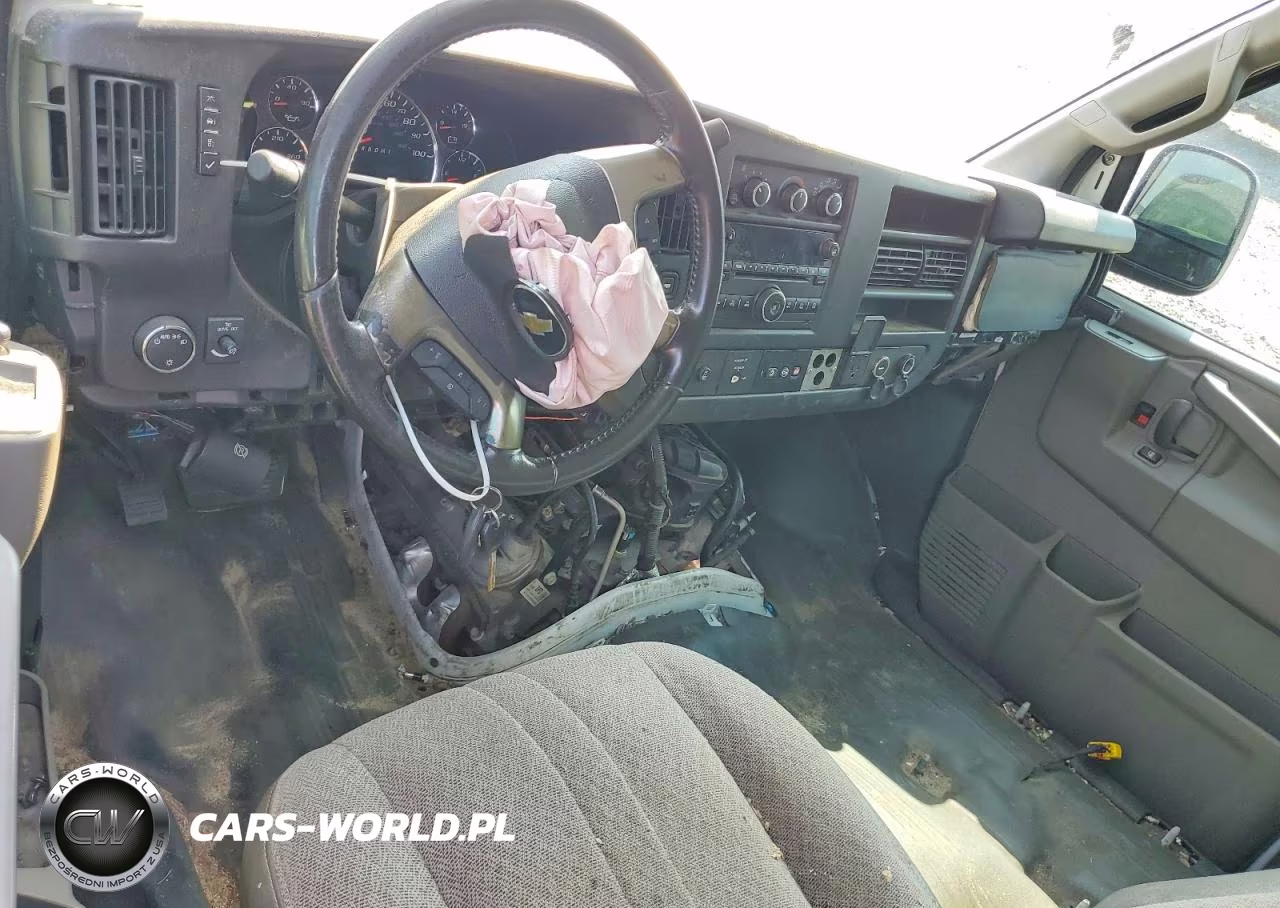 2016 Chevrolet Express G2500 VIN:1GCWGAFF4G1339405 - 8