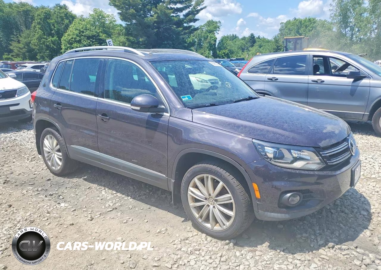 2016 Volkswagen Tiguan S VIN:WVGBV7AX2GW521755 - 4