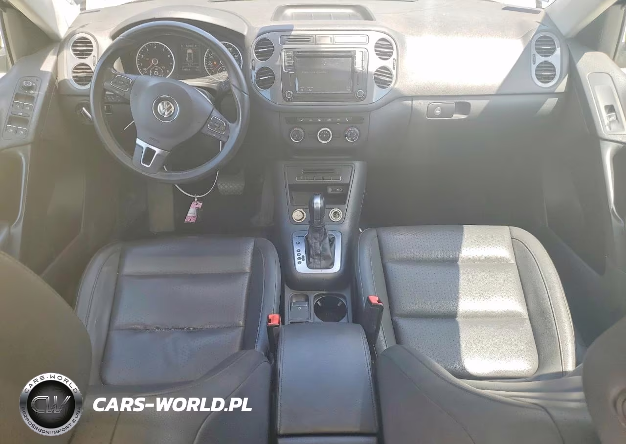 2016 Volkswagen Tiguan S VIN:WVGBV7AX2GW521755 - 8
