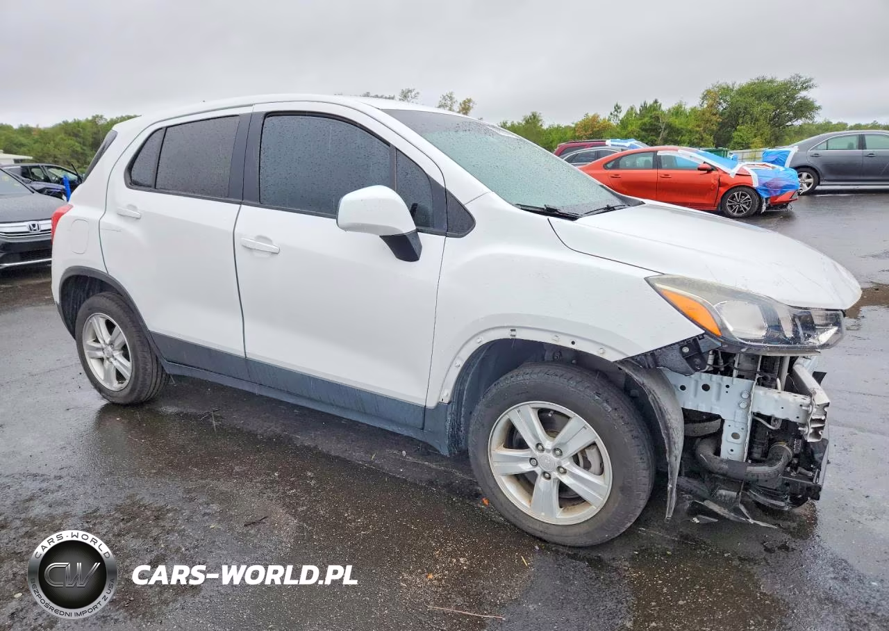 2019 Chevrolet Trax Ls VIN:3GNCJKSB1KL301250 - 4