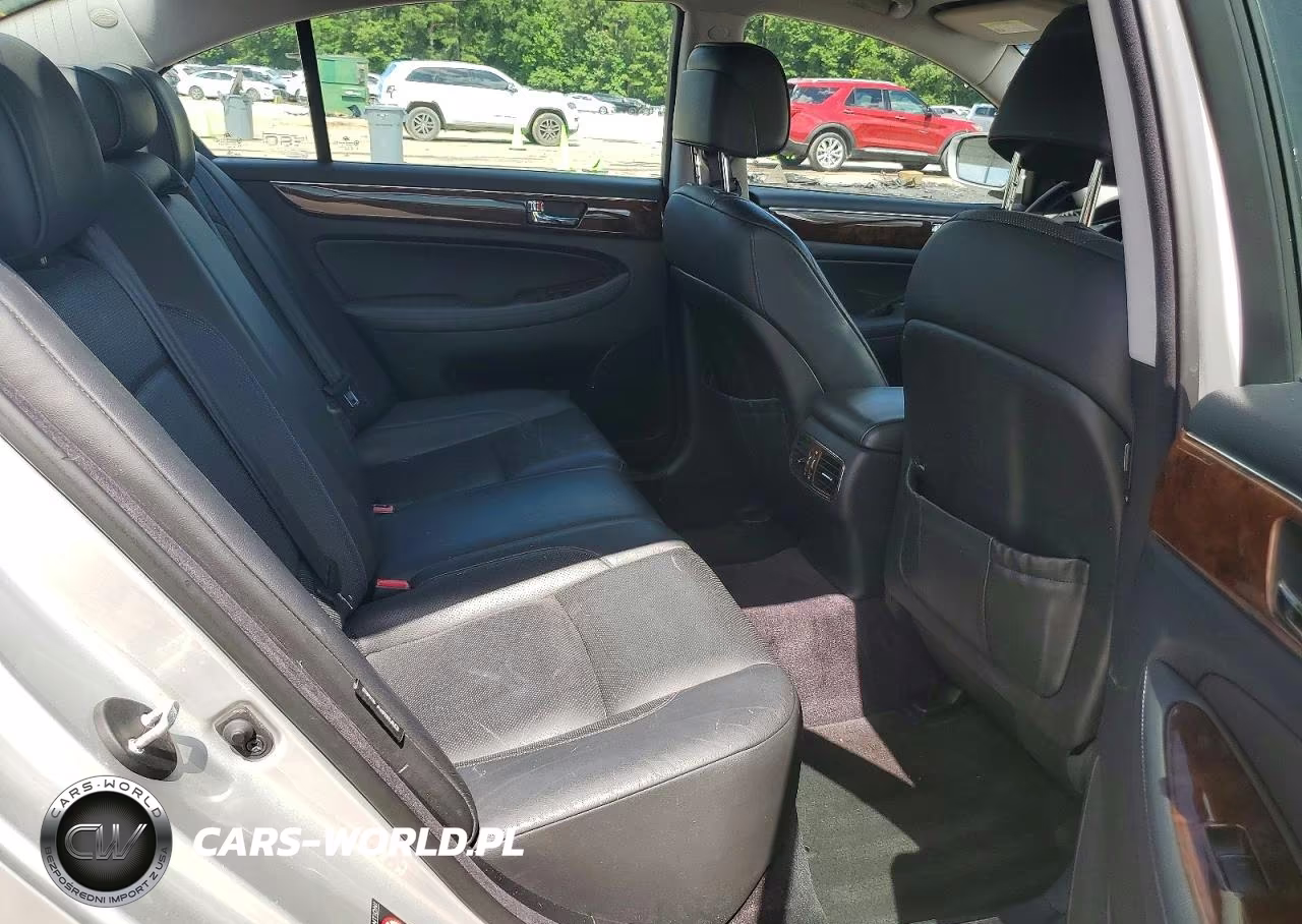 2009 Hyundai Genesis 3.8L V6 VIN:KMHGC46E99U021026 - 10