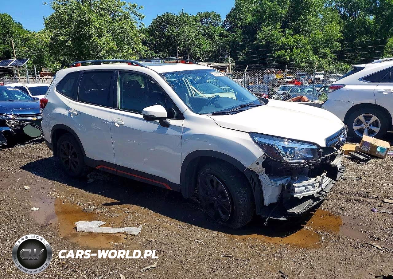 2020 Subaru Forester Sport VIN:JF2SKAMC6LH431849 - 4
