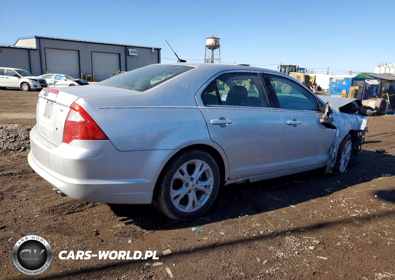 2012 Ford Fusion Se VIN:3FAHP0HA1CR135509 - 3