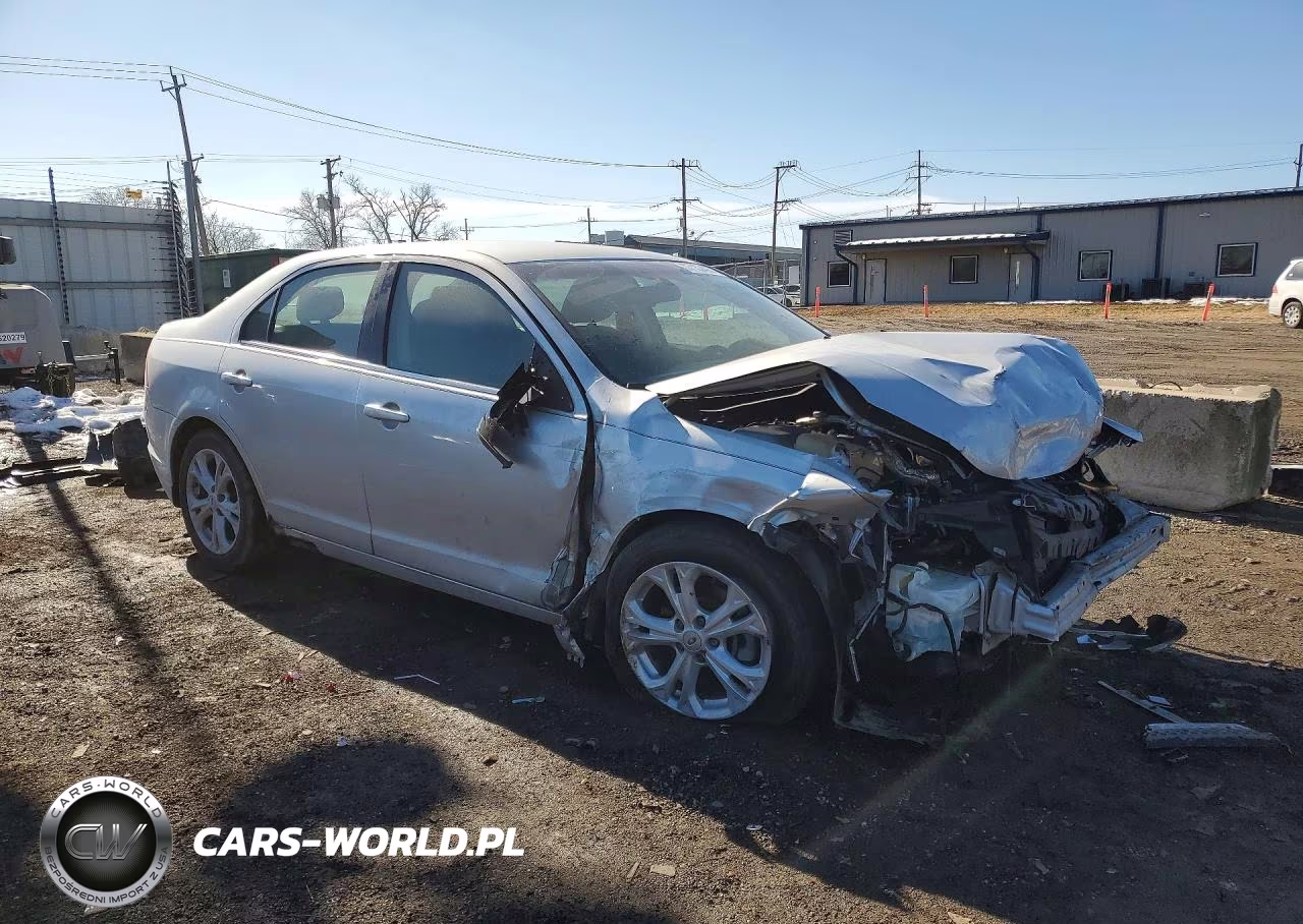 2012 Ford Fusion Se VIN:3FAHP0HA1CR135509 - 4