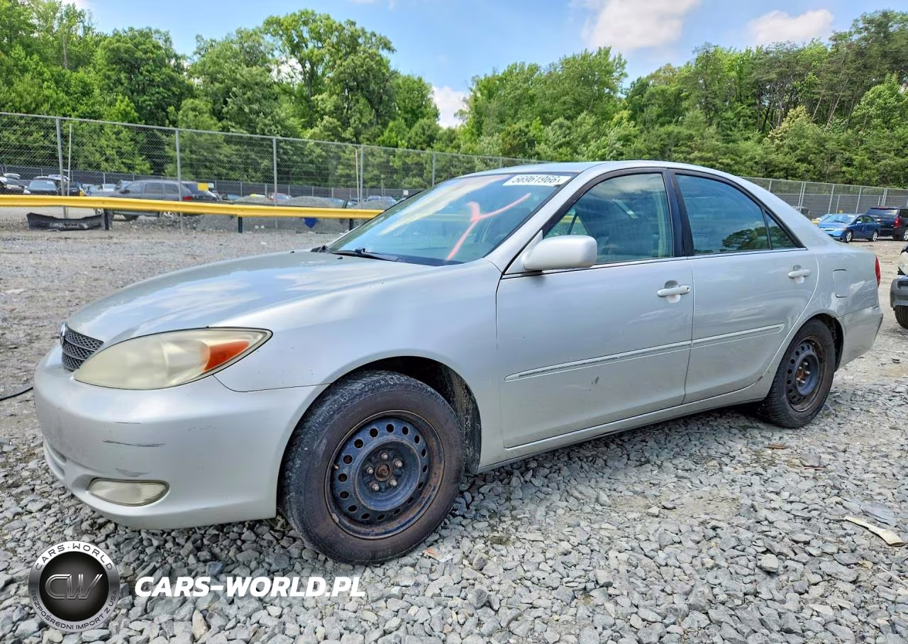 2004 Toyota Camry Le