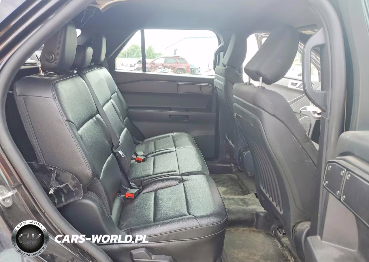 2020 Ford Explorer Police Interceptor VIN:1FM5K8AB3LGD18703 - 11