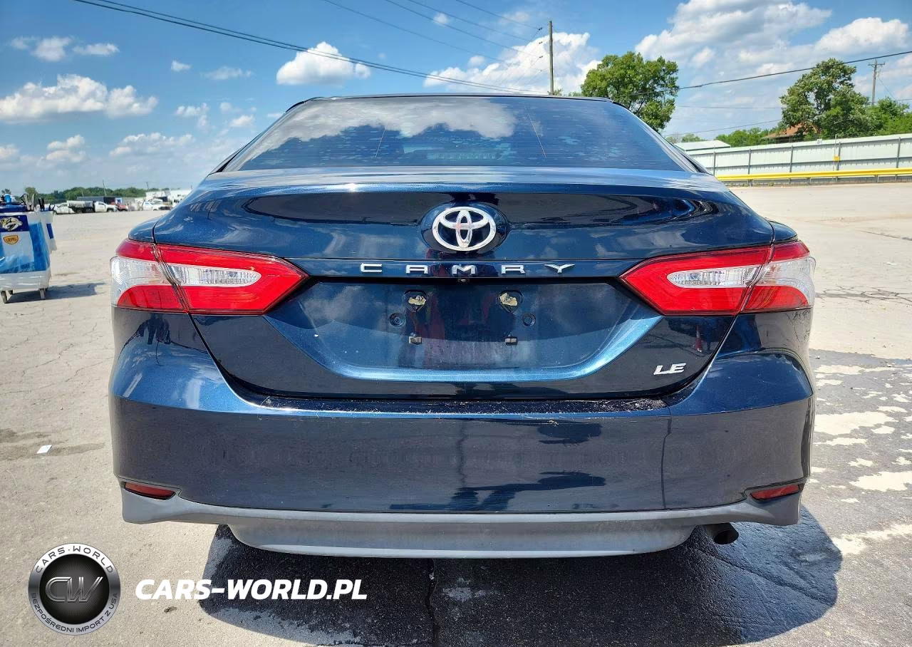 2018 Toyota Camry Le VIN:4T1B11HK5JU595905 - 6