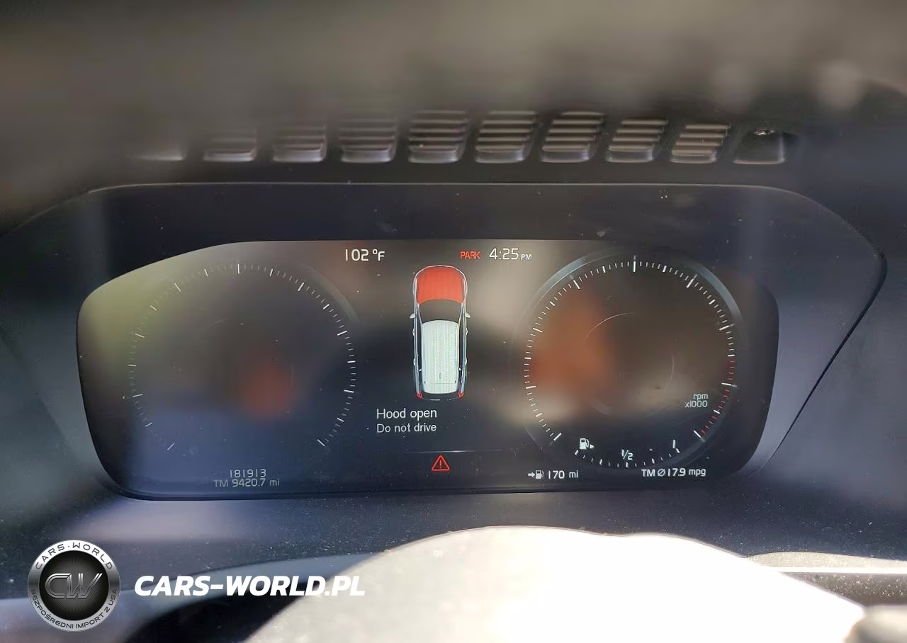 2018 Volvo Xc90 T6 VIN:YV4A22PL3J1192114 - 9