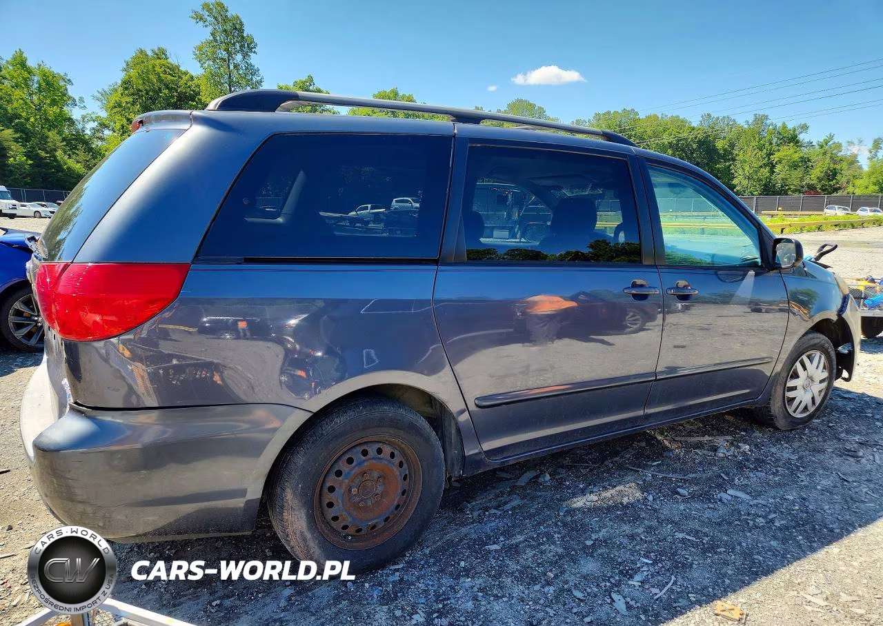 2007 Toyota Sienna Le 8-Passenger VIN:5TDZK23C47S034369 - 3