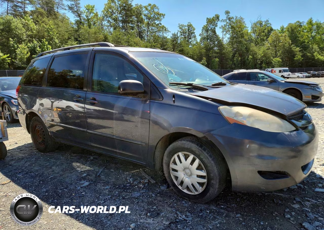2007 Toyota Sienna Le 8-Passenger VIN:5TDZK23C47S034369 - 4