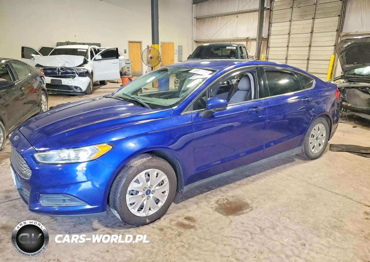 2013 Ford Fusion S – zdjęcie 1 z 12