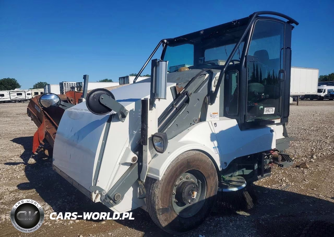 2011 Elgin Pelican P - Sweeper Truck VIN:NP23530 - 2