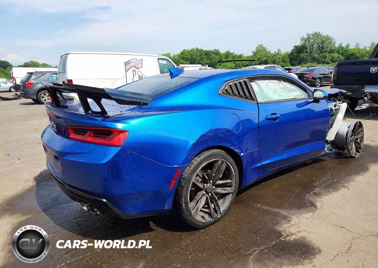 2017 Chevrolet Camaro Lt VIN:1G1FD1RS0H0116263 - 3