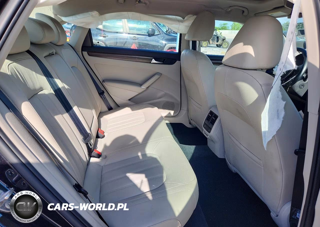2020 Volkswagen Passat Sel VIN:1VWCA7A36LC012603 - 10
