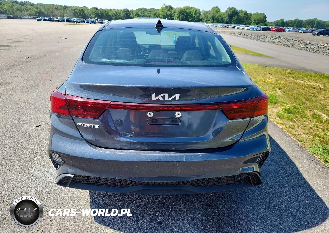 2023 Kia Forte Lxs VIN:3KPF24AD4PE601328 - 6