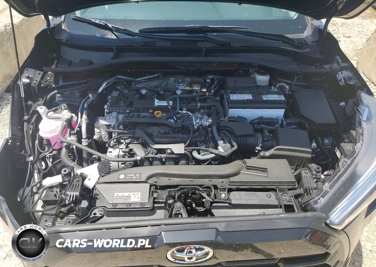 2026 Toyota Corolla Cross Xle VIN:7MUDAABGXTV174888 - 12