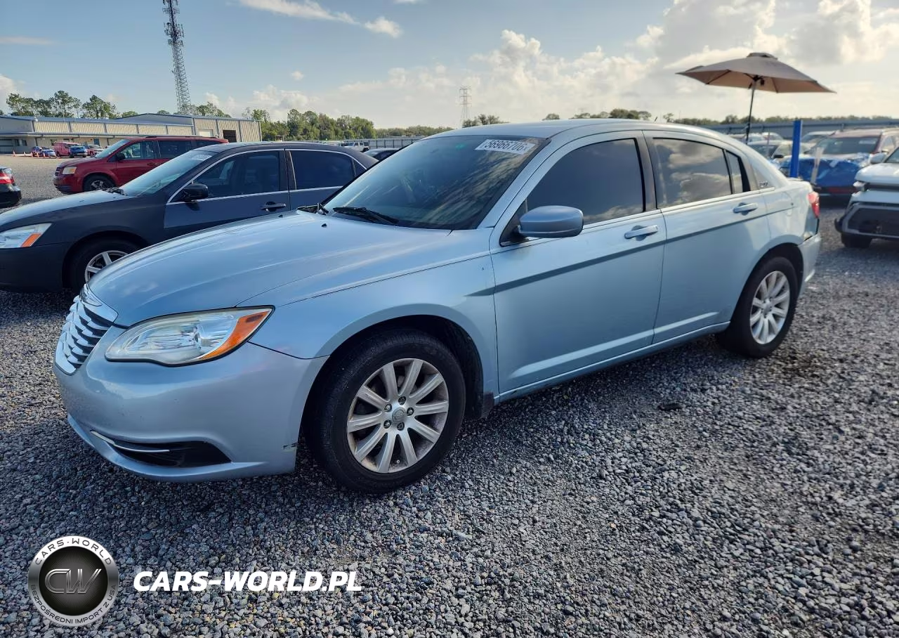 2012 Chrysler 200 Touring