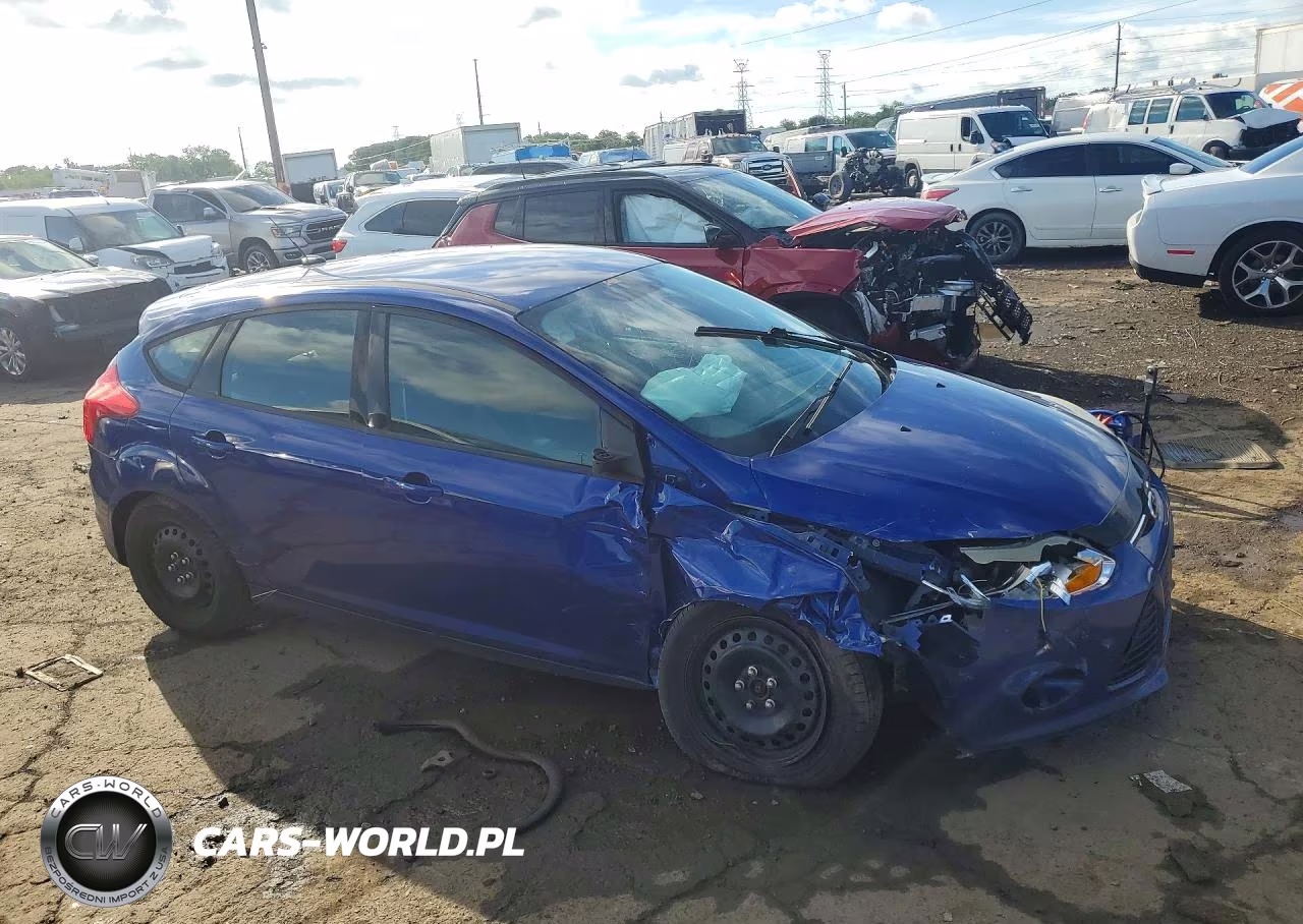 2012 Ford Focus Se VIN:1FAHP3K22CL464298 - 4