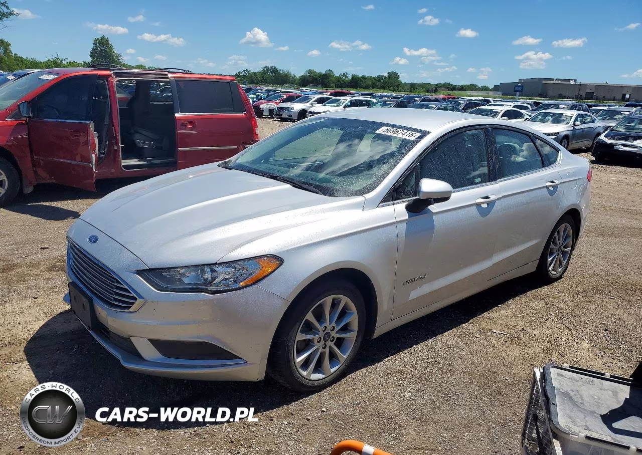 2017 Ford Fusion S Hybrid – zdjęcie 1 z 12
