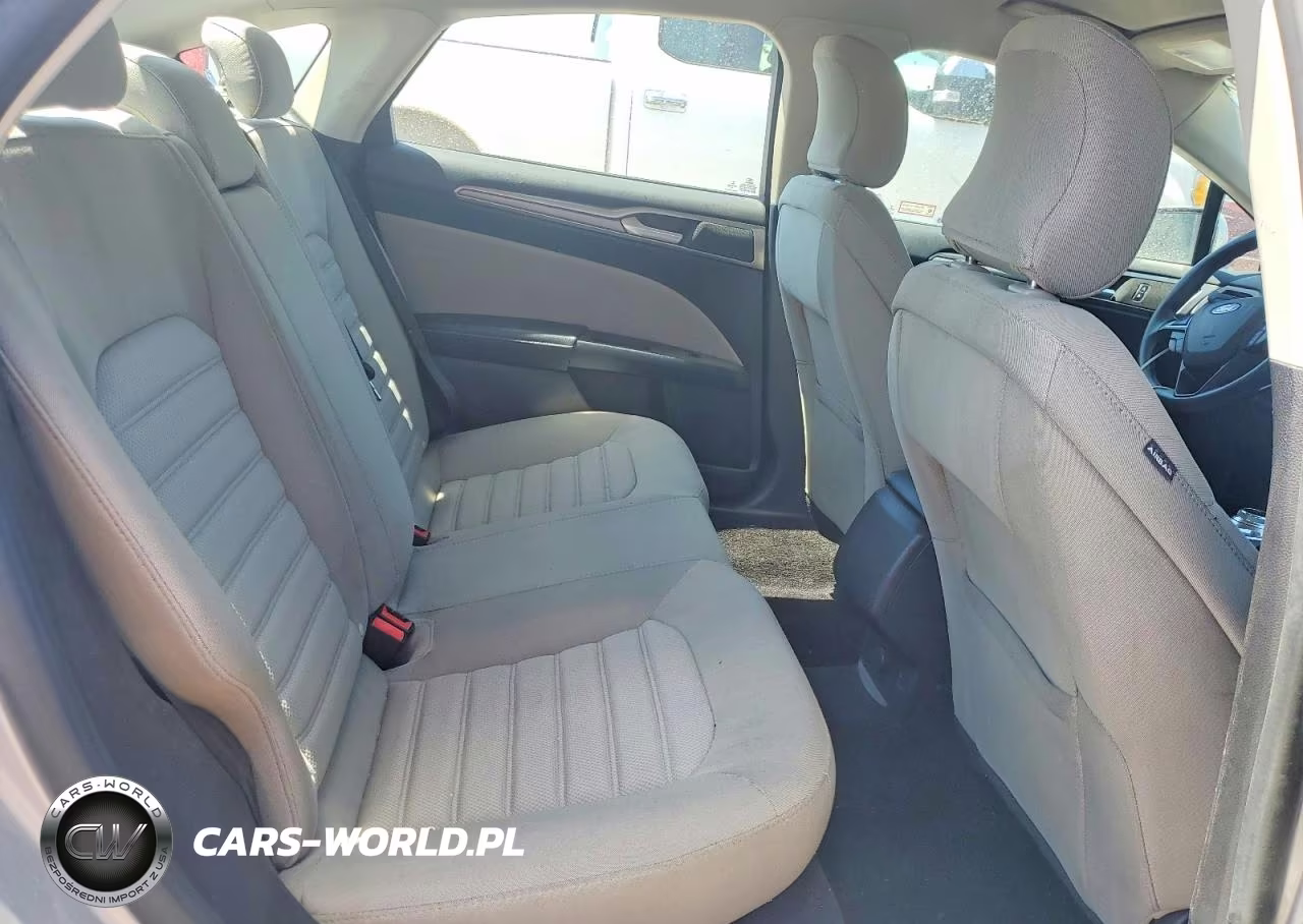 2017 Ford Fusion S Hybrid VIN:3FA6P0UU2HR250683 - 10