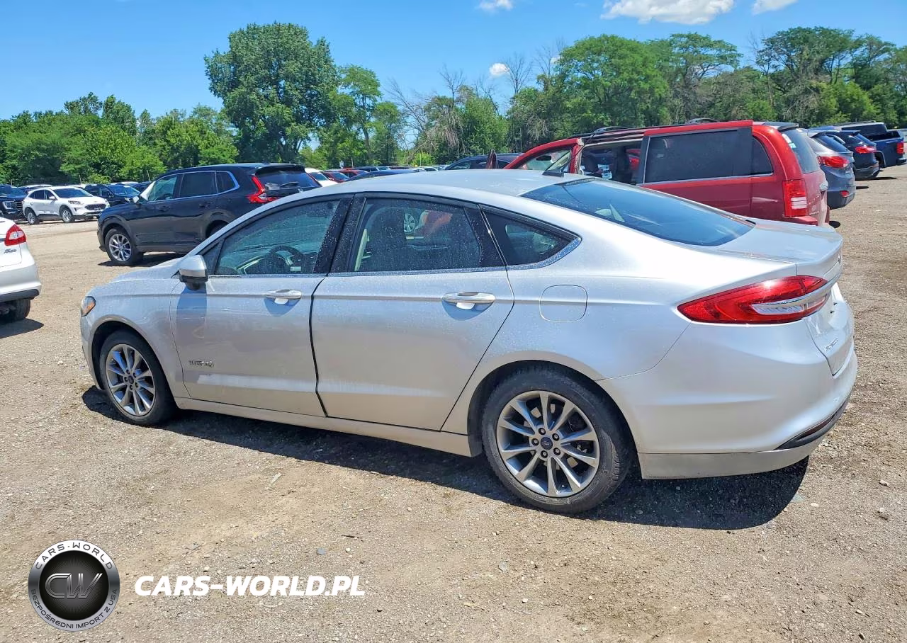 2017 Ford Fusion S Hybrid VIN:3FA6P0UU2HR250683 - 2