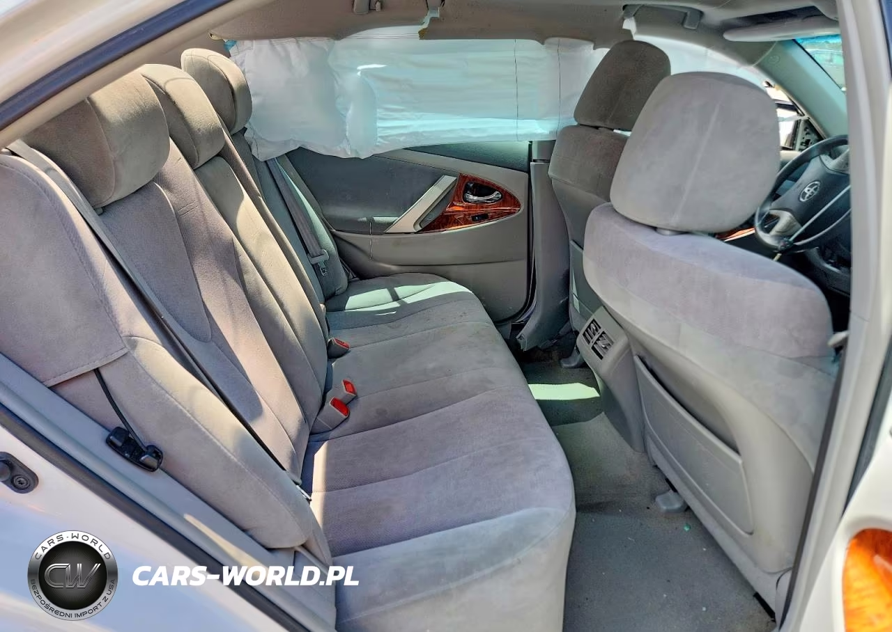 2010 Toyota Camry Xle VIN:4T4BF3EK0AR048676 - 10