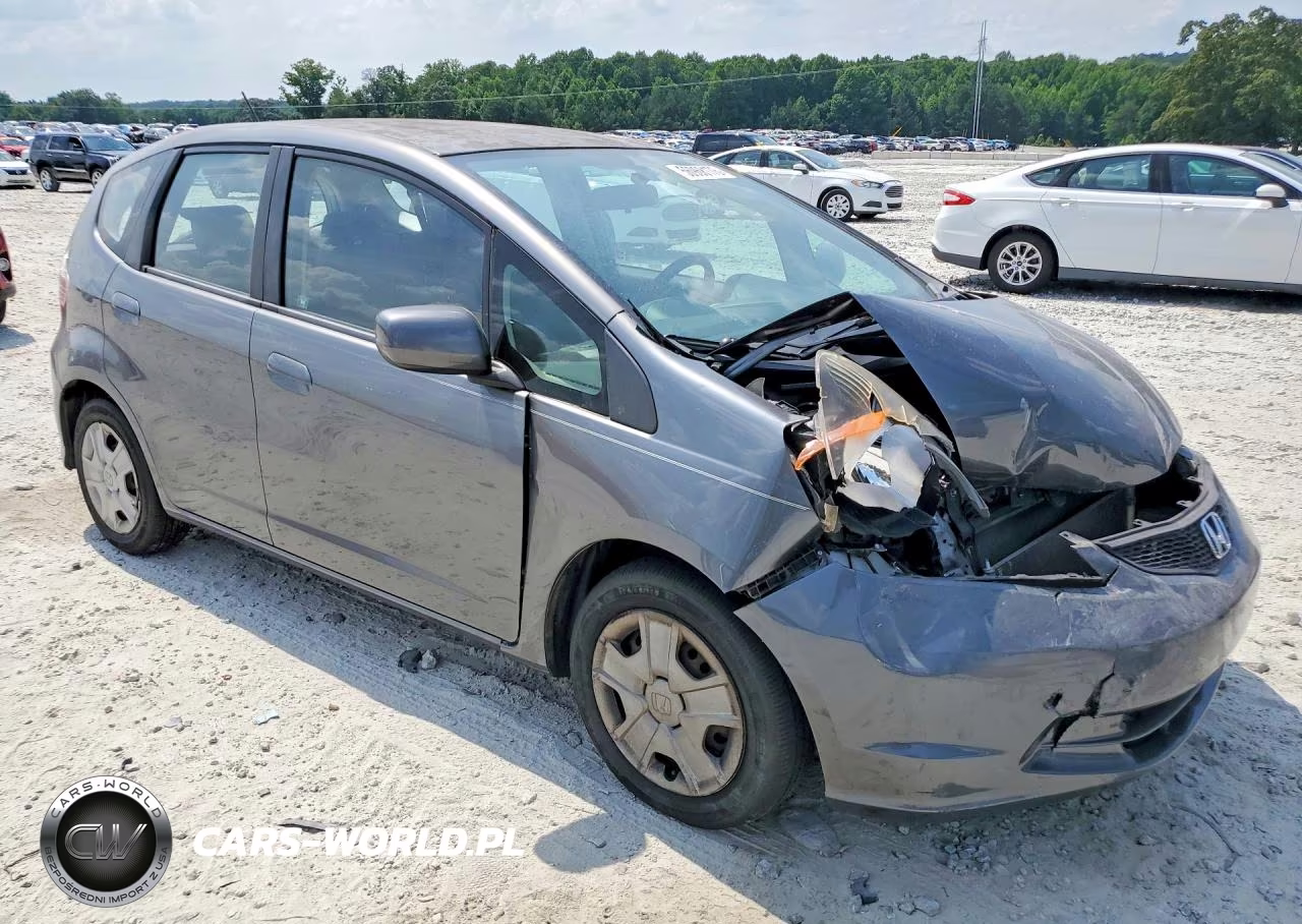 2012 Honda Fit VIN:JHMGE8H37CS000369 - 4