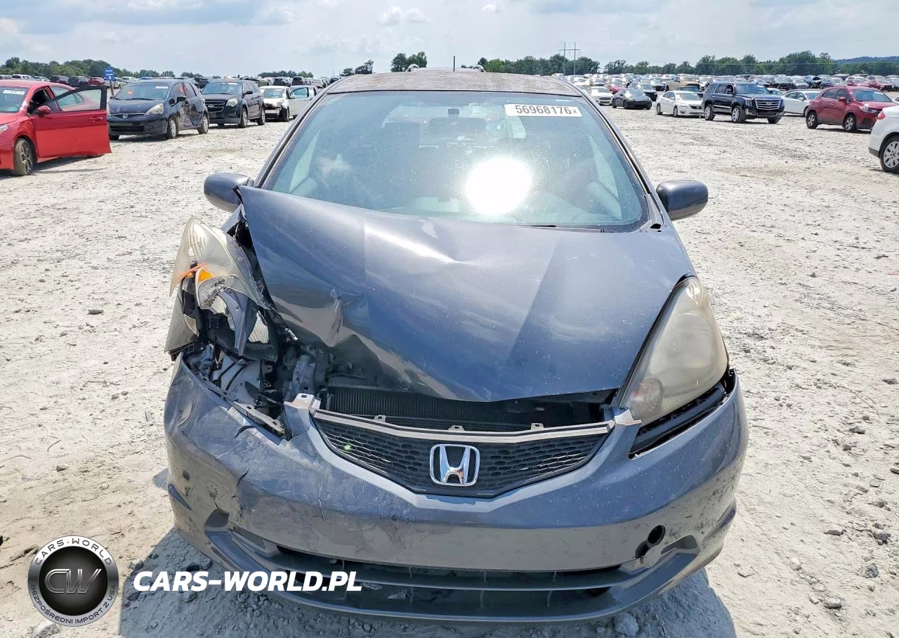 2012 Honda Fit VIN:JHMGE8H37CS000369 - 5
