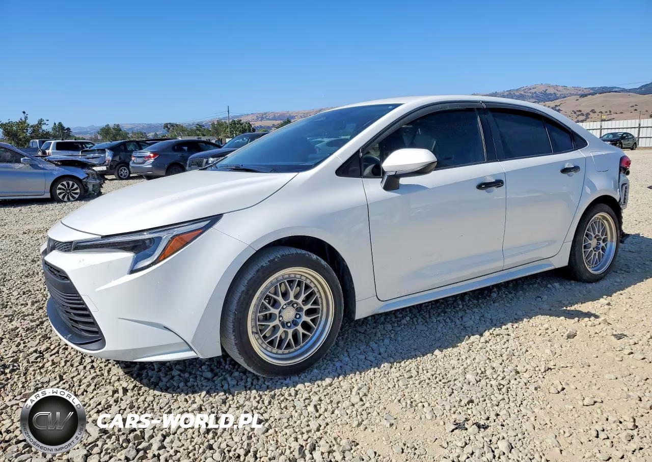 2023 Toyota Corolla Hybrid Le – zdjęcie 1 z 13