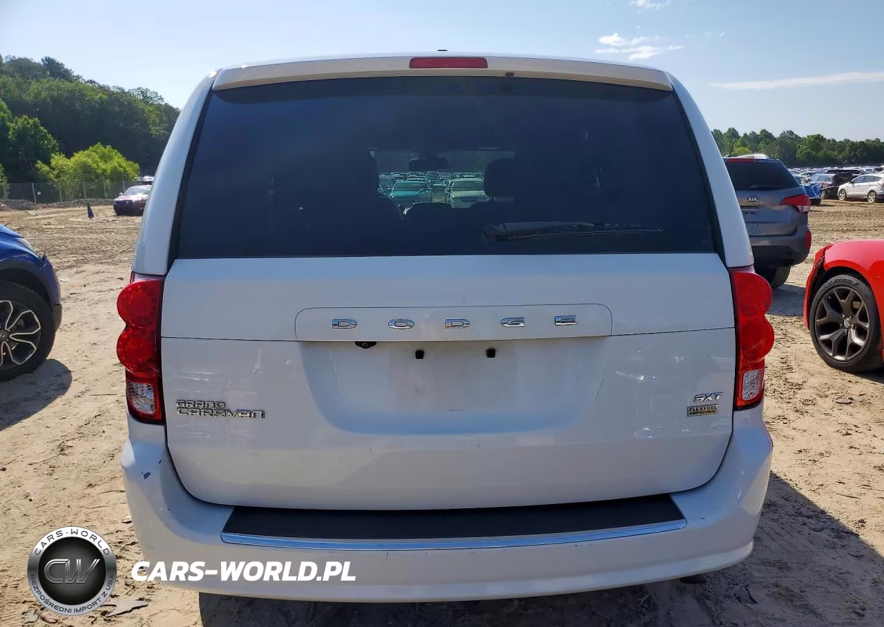 2019 Dodge Grand Caravan Sxt VIN:2C4RDGCG3KR717160 - 6